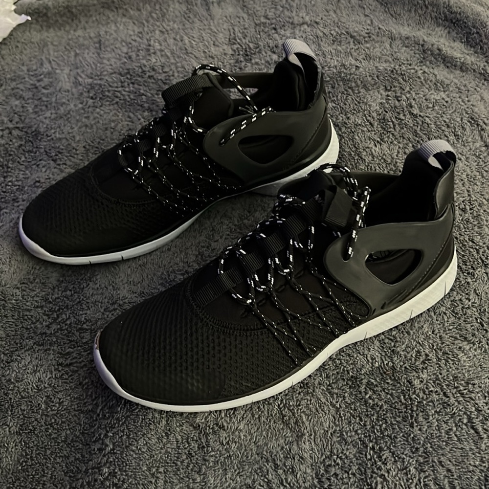 Nike Free Viritous (black & grey)